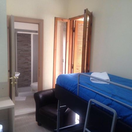 Guest House Hola Roma Ngoại thất bức ảnh