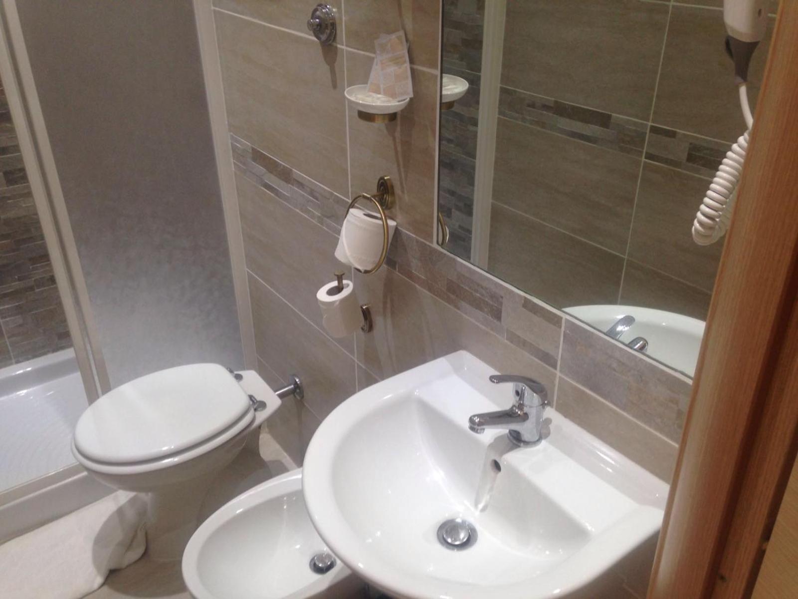 Guest House Hola Roma Ngoại thất bức ảnh