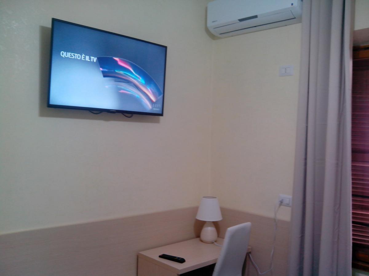 Guest House Hola Roma Ngoại thất bức ảnh