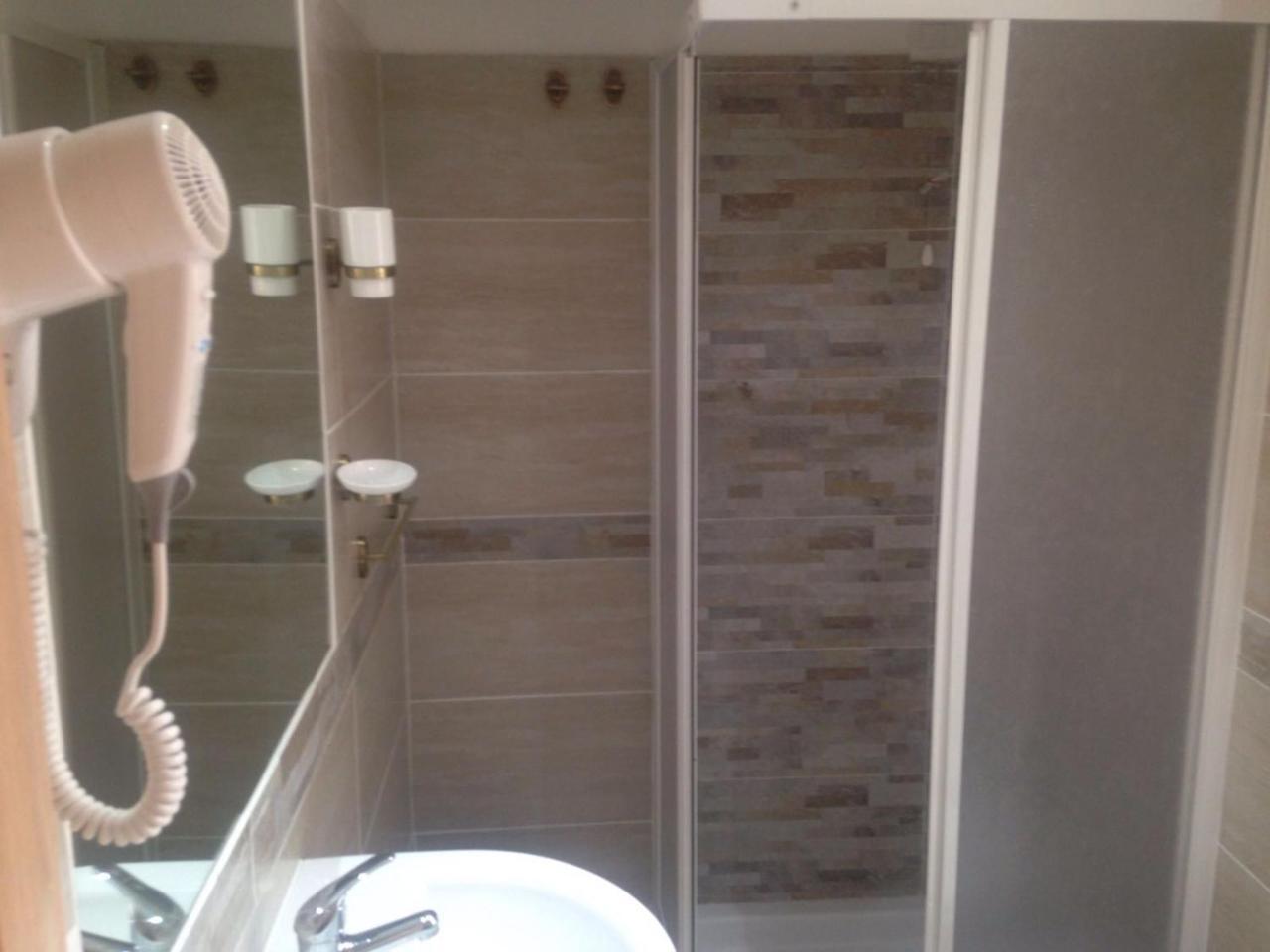 Guest House Hola Roma Ngoại thất bức ảnh