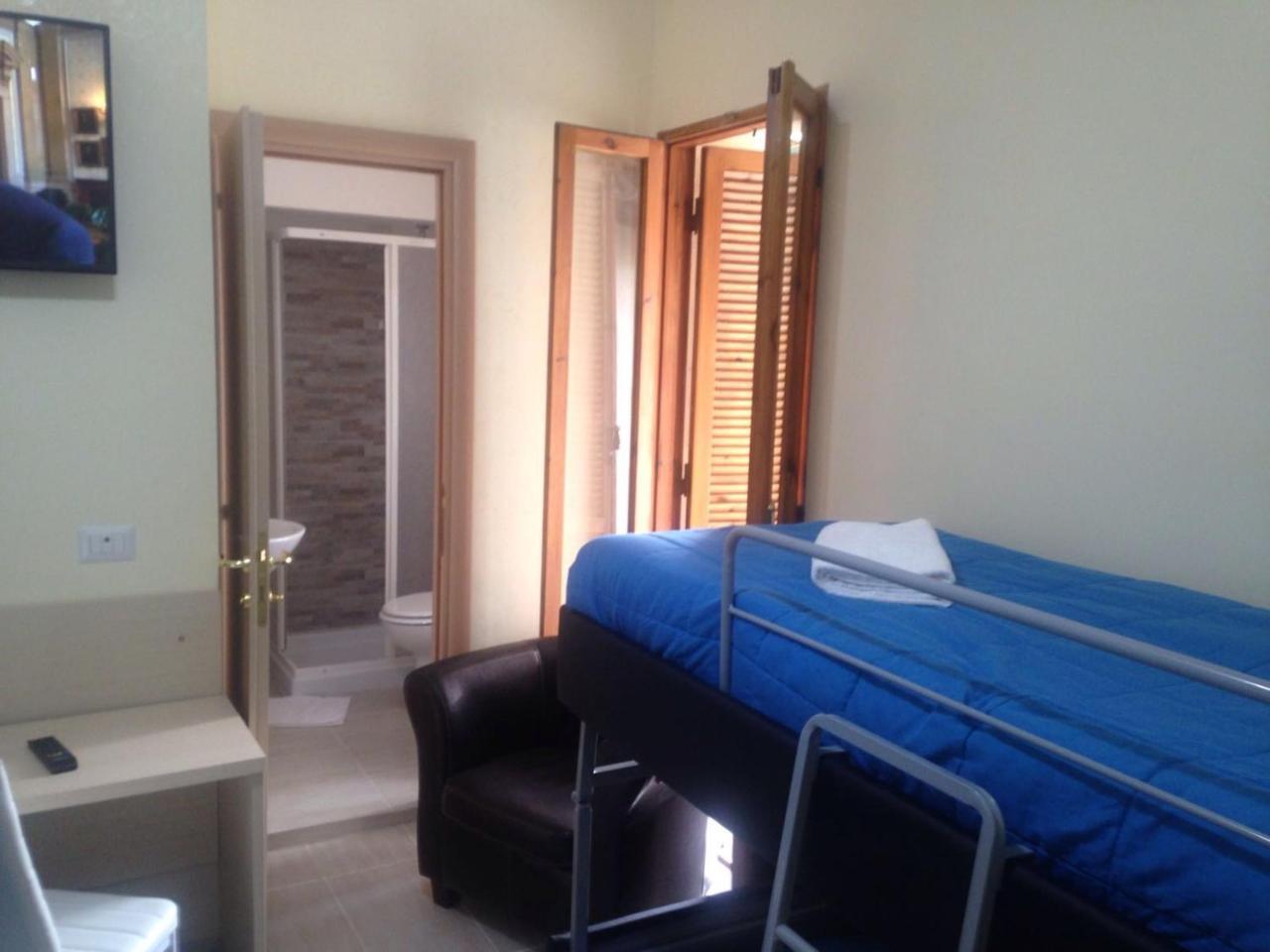 Guest House Hola Roma Ngoại thất bức ảnh