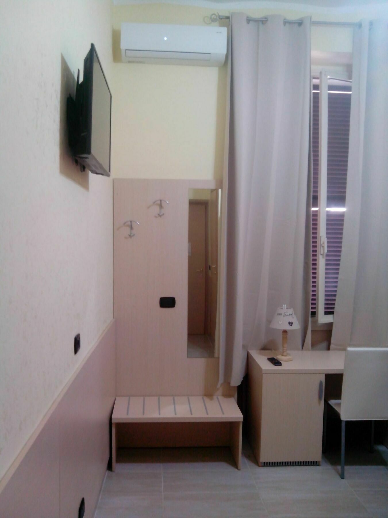 Guest House Hola Roma Ngoại thất bức ảnh