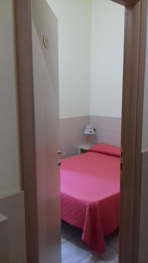 Guest House Hola Roma Ngoại thất bức ảnh